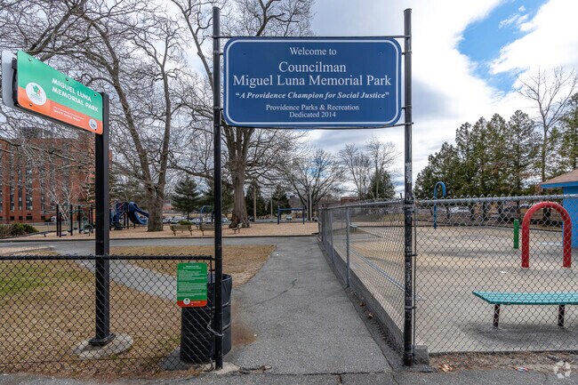 Miguel Luna Park Entrance
