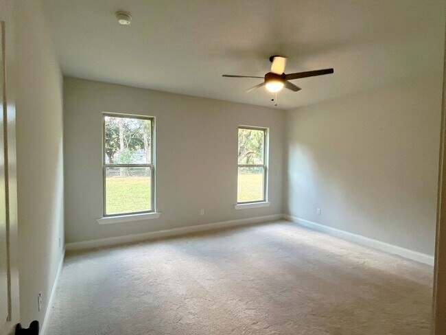 212 Nandina Dr, Scott, LA 70583 - photo 4