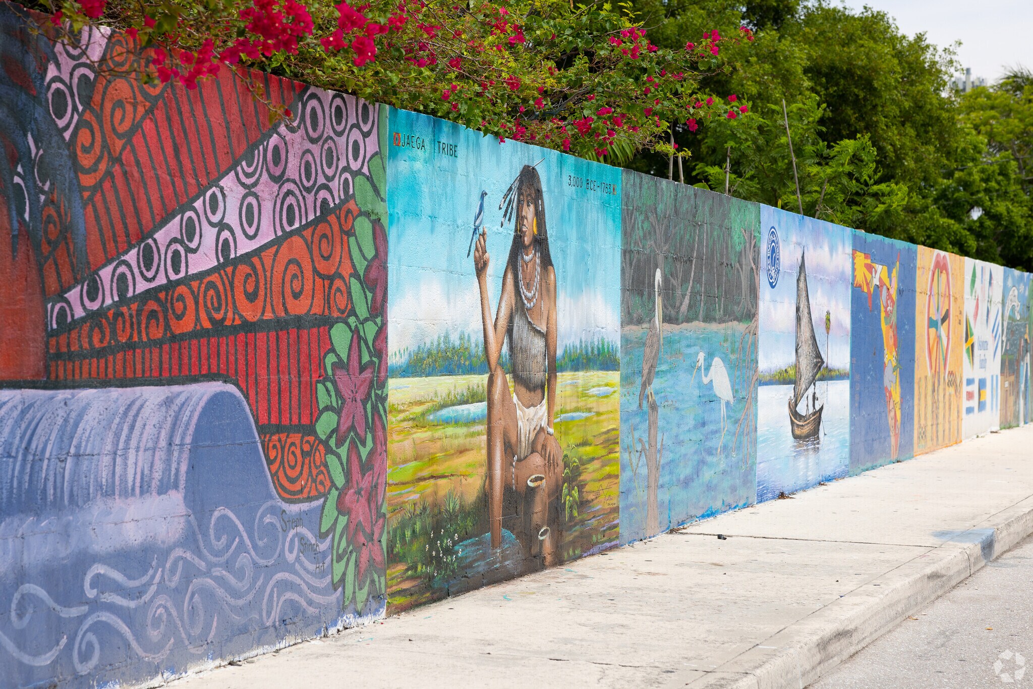 The Unity Wall has many different colors.