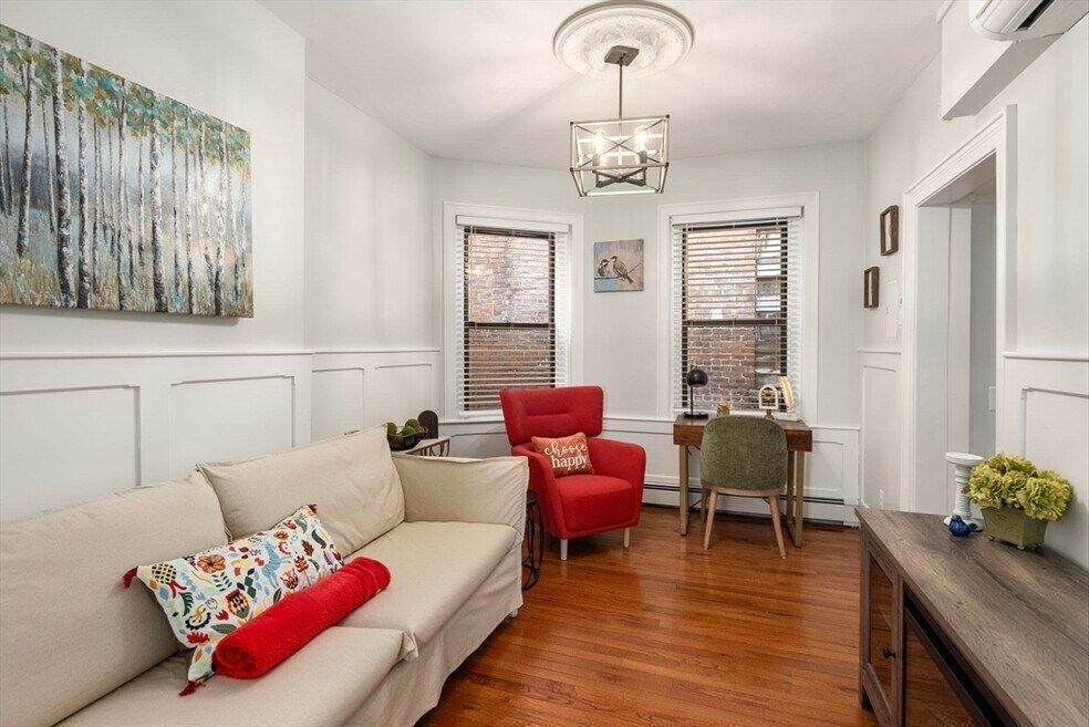 165 Salem St unit 3, Boston, MA 02113 - photo 1