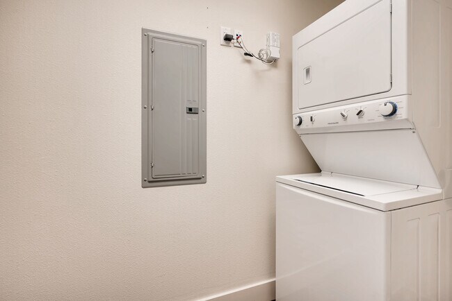 928 Travis Ave unit 302, Fort Worth, TX 76104 - photo 4