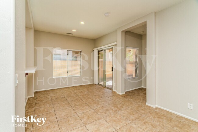 931 W Oak Tree Ln, San Tan Valley, AZ 85143 - photo 4