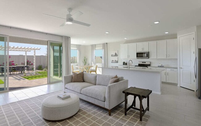 22808 E Roundup Way unit 36479386, Queen Creek, AZ 85142 - photo 2