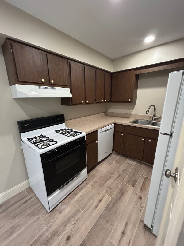 7100 Van Dorn St unit 104, Lincoln, NE 68506 - photo 5