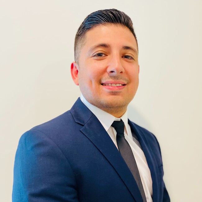 Agent Photo