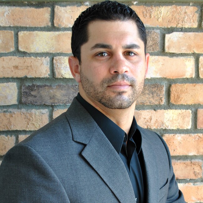 Agent Photo