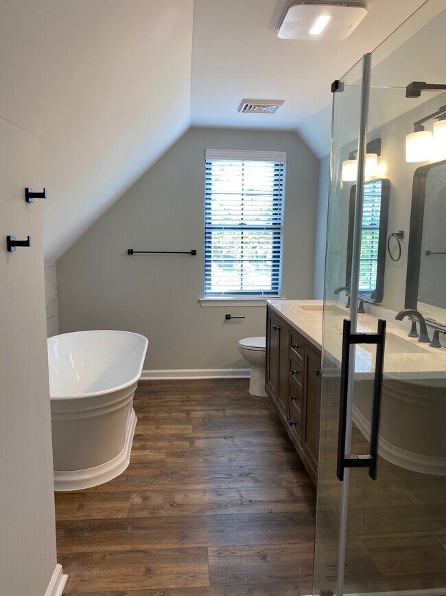 Full Bath with Tub and Shower View 1