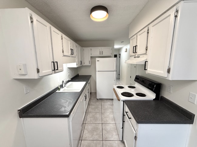 9345 Chisholm Rd, Pensacola, FL 32514 - photo 4