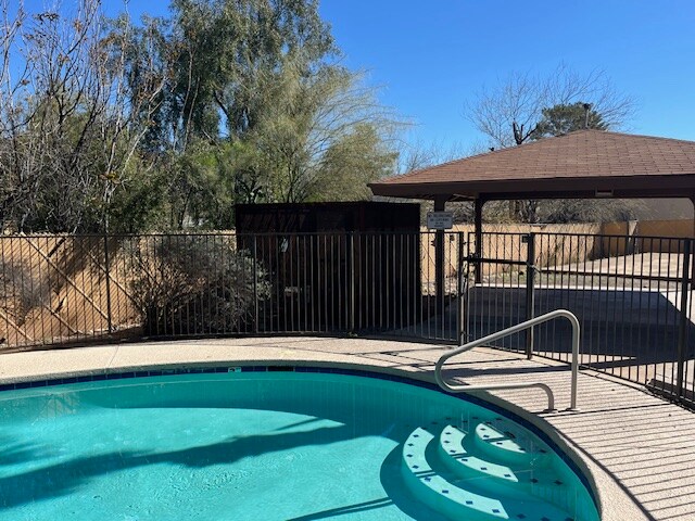 3052 N Alvernon Way unit 109, Tucson, AZ 85712 - photo 7