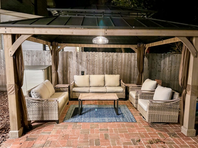 407 E 34th St, Savannah, GA 31401 - photo 5