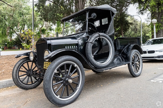 Residents of Historic Highlands are proud of their local history.