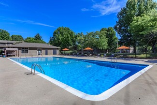 3101 Honeywood Ln, Roanoke, VA 24018