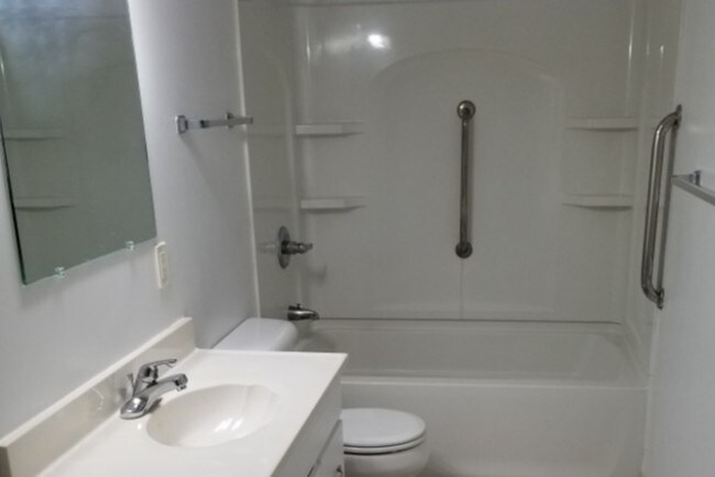 Seven Stories East Condominiums unit 226, Akron, OH 44312 - photo 6