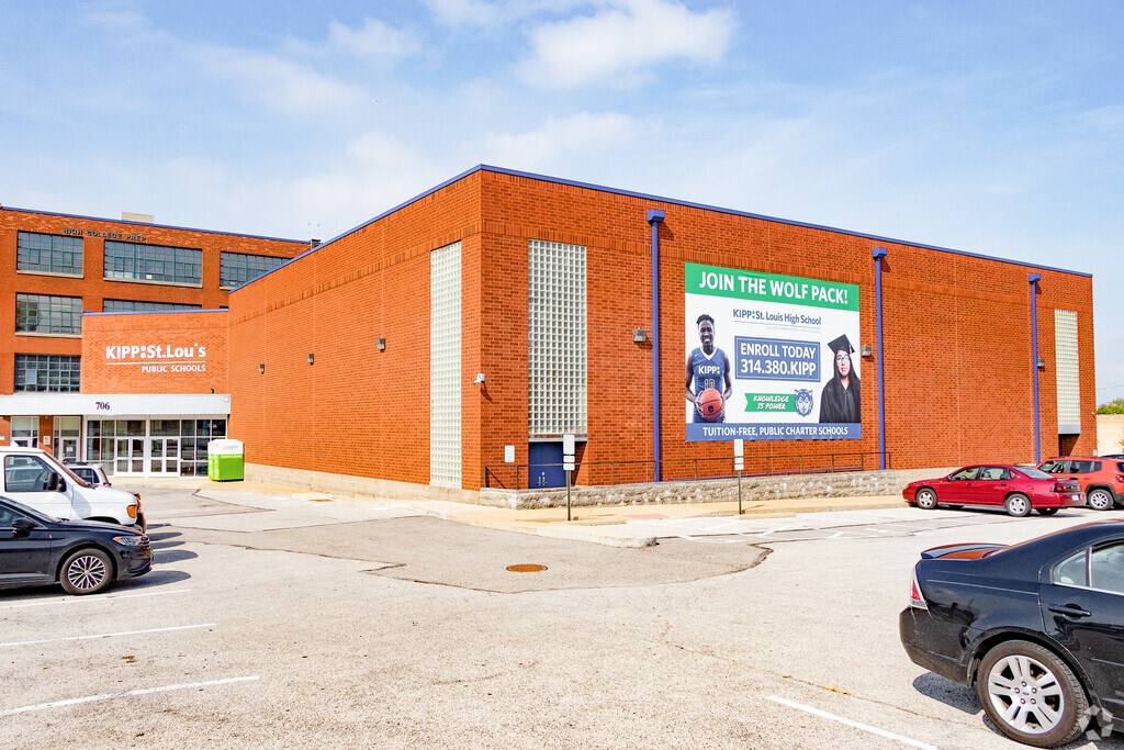 KIPP ST. LOUIS HIGH building in Downtown West St Louis.