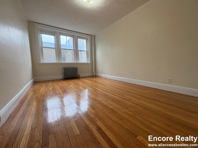 1750 Commonwealth Ave unit 1820-4, Brighton, MA 02135 - photo 6