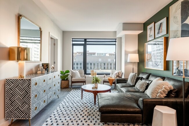 4040 Wilson, Arlington, VA 22203 - photo 2