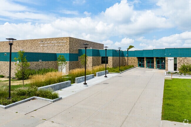 Kiewit Middle School boasts exceptional test scores for students.