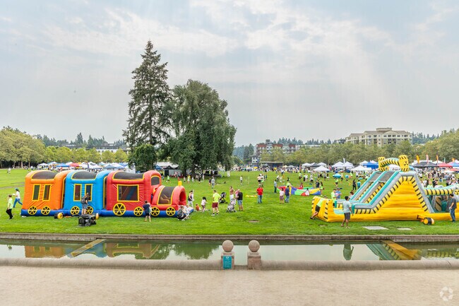 Head to Downtown Bellevue to check out the North-West Ukrainian International Festival.