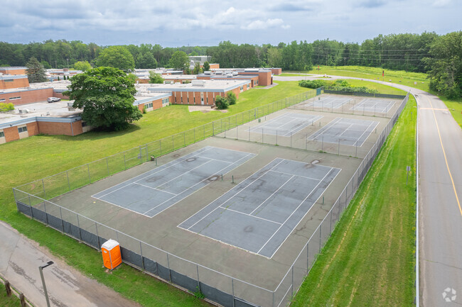Draper Middle School features tennis courts for students.