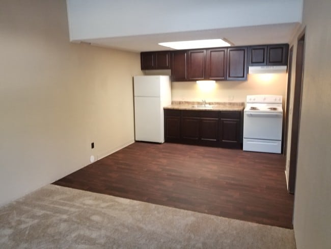 High Points, New Port Richey, FL 34653 - photo 5