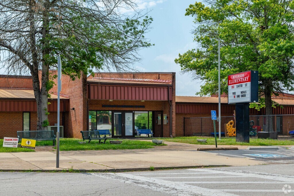 Riverside Elementary School enrolls over 400 students every year in Columbia