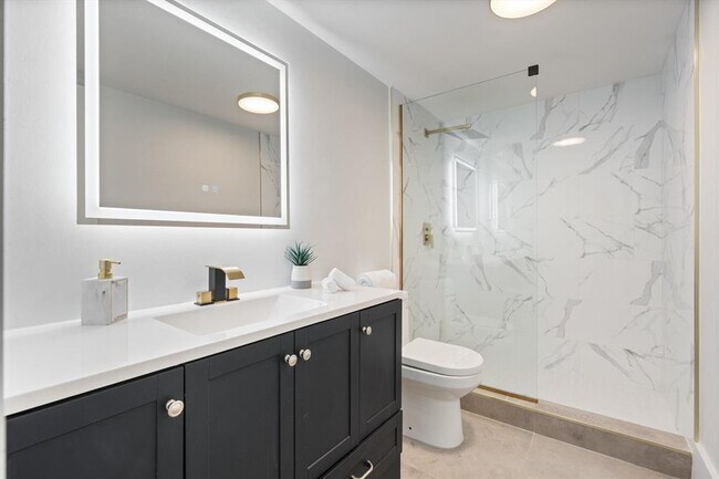 Sunrise East Condominium unit 4C, Fort Lauderdale, FL 33304 - photo 7