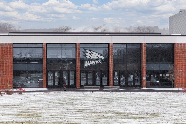 For post-high school studies, Mohawk Valley Community College operates a branch of its campus in Rome.