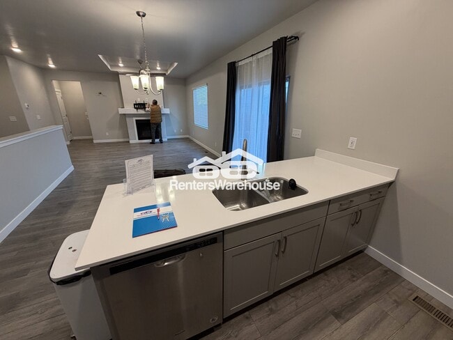 7851 W Walk About Way, Magna, UT 84044 - photo 4