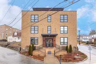 1 Saint Clare Rd Unit 4, Medford, MA 02155