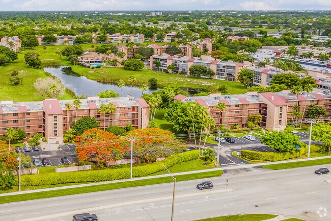 Live in luxury at Palm Lakes in Oriole Gardens, Florida.