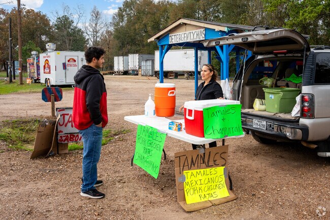 There are many different local vendors for food and produce in Midline.