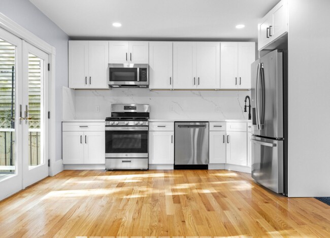 39 Hancock St unit 1, Somerville, MA 02144 - photo 6