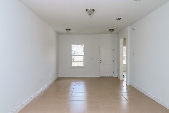 532 Imperial Place, Kissimmee, FL 34758 - photo 2