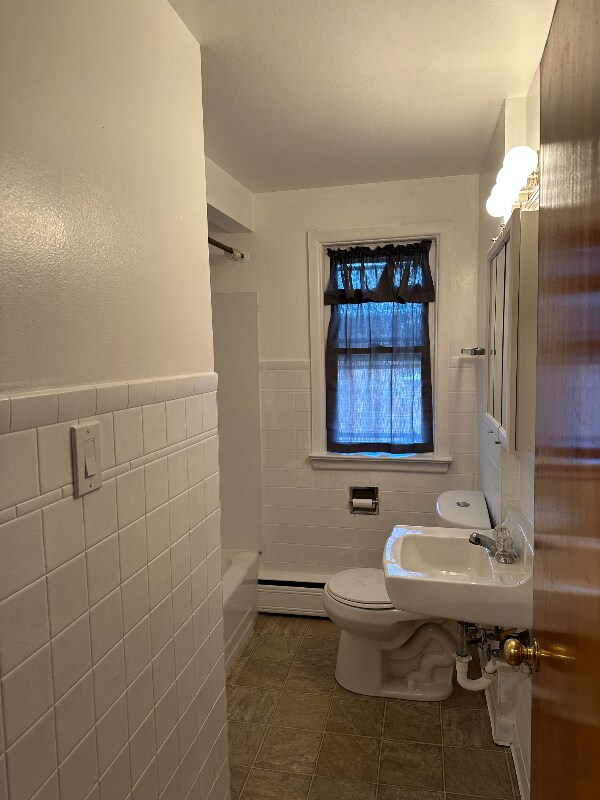 4227 E Allen St unit 4, Hamburg, NY 14059 - photo 2