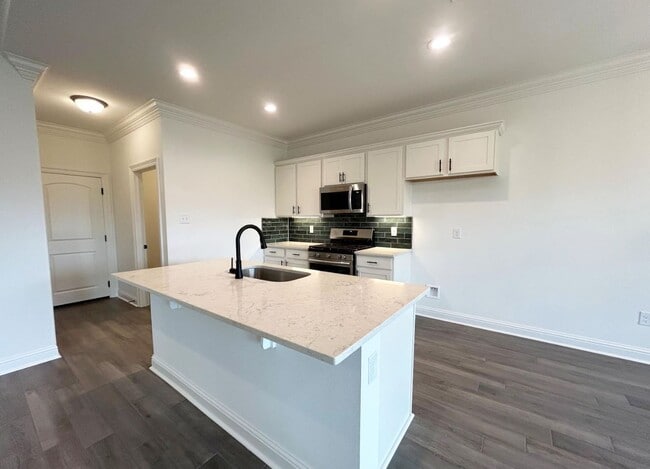 1599 Old Tucson Ave, Zachary, LA 70791 - photo 3