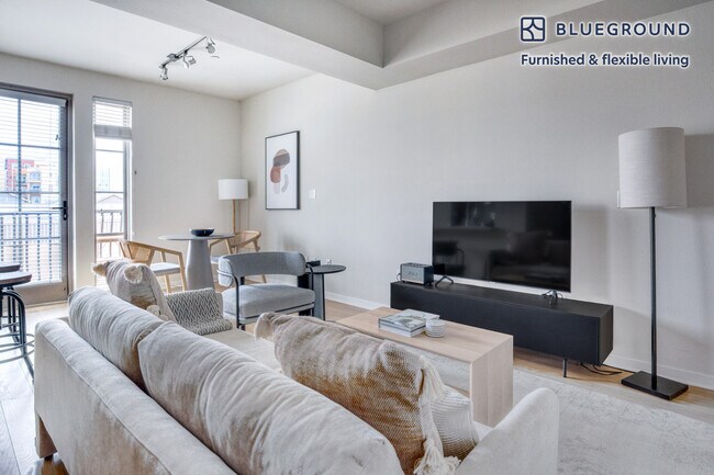 1980 Kettner Blvd unit FL4-ID6, San Diego, CA 92101 - photo 2