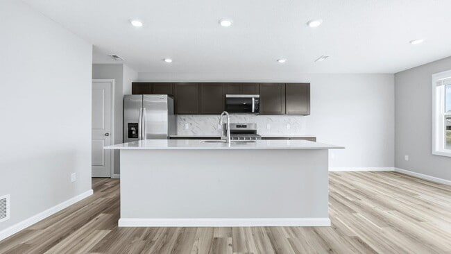 1737 Granger Ln, Bluffton, IN 46714 - photo 3