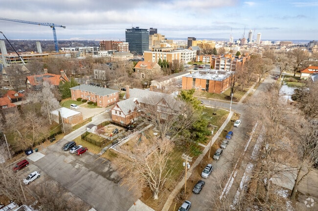 Midtown Montessori is located near the University of Nebraska Medical Center.