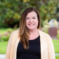 Leslie McFadden
