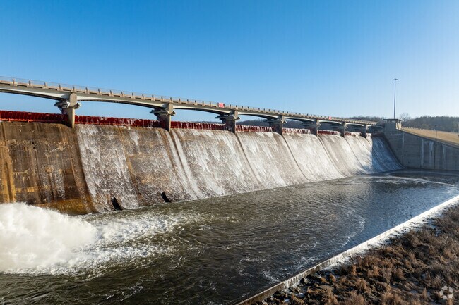 Hoover Reservoir Park, visitors can explore 4,700 acres of parkland on hikes or kayak ventures.