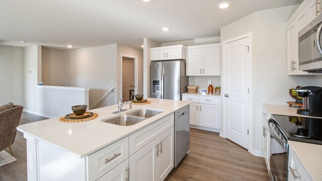 2613 Brook View Dr, Des Moines, IA 50317 - photo 7