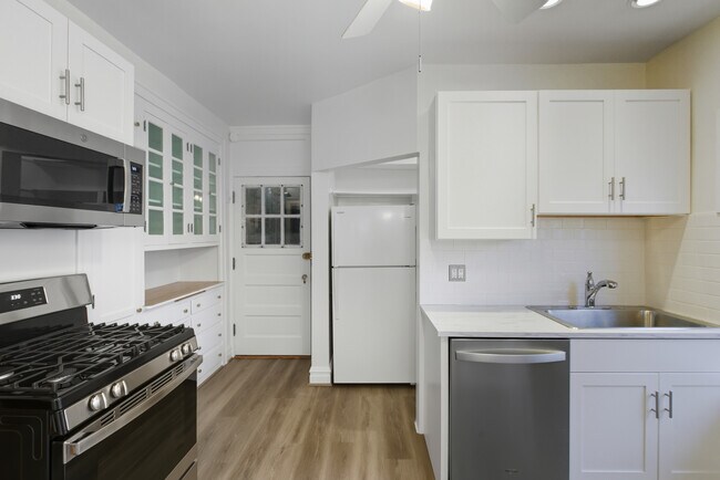 1507 Dobson St unit 3, Evanston, IL 60202 - photo 5