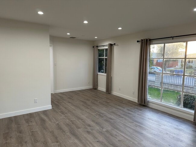 8532 Tilden Ave, Panorama City, CA 91402 - photo 5