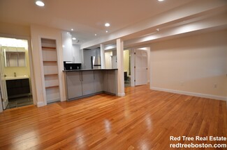 1805 Beacon St, Brookline, MA 02445