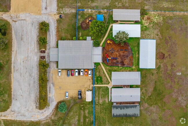 Pipe Creek Christian School has 46 students K-9 with a student-teacher ratio of 8  to 1.