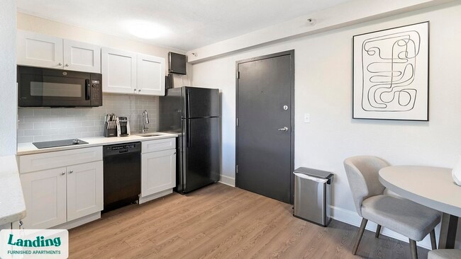 305 Dr M L K Jr St S unit 239, Saint Petersburg, FL 33705 - photo 3