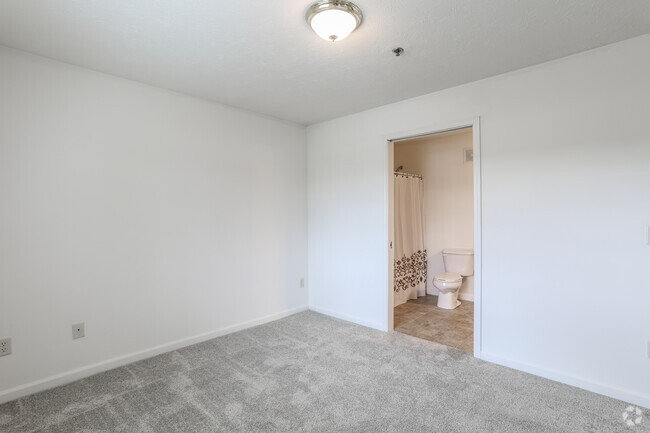 The Brookgate - 2 Bed/ 2 Bath - 1,012
