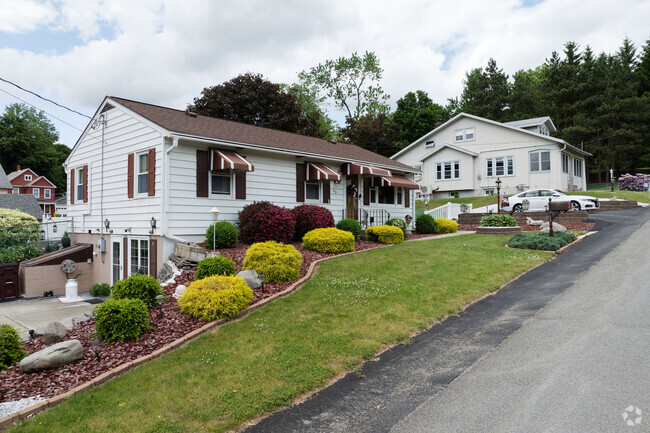 Landscaping is important and this split level ranch is a shining example in Wynantskill, NY.