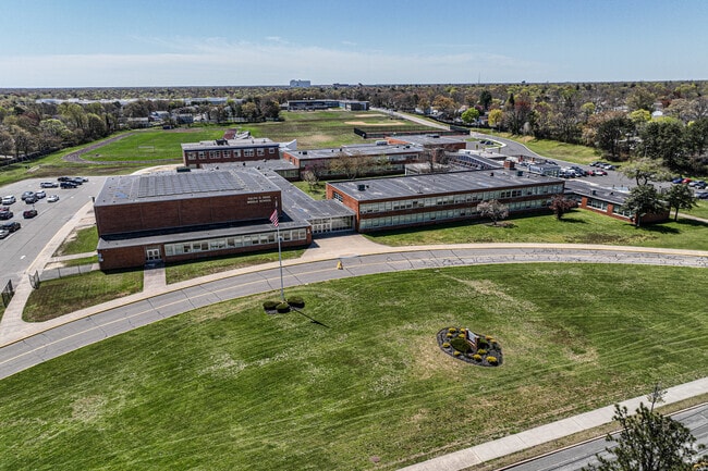 Ralph G. Reed Middle School in Central Islip has a 14:1 student teacher ratio.