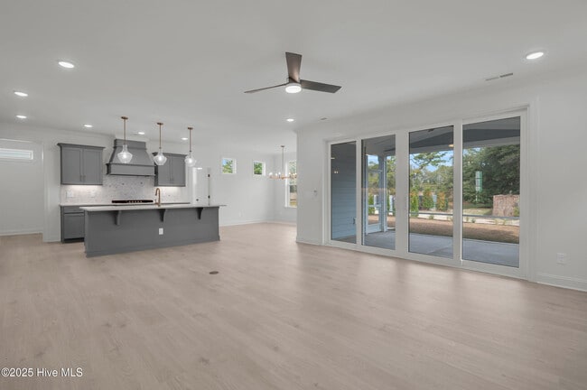 525 Sailor Sky Way, Hampstead, NC 28443 - photo 5